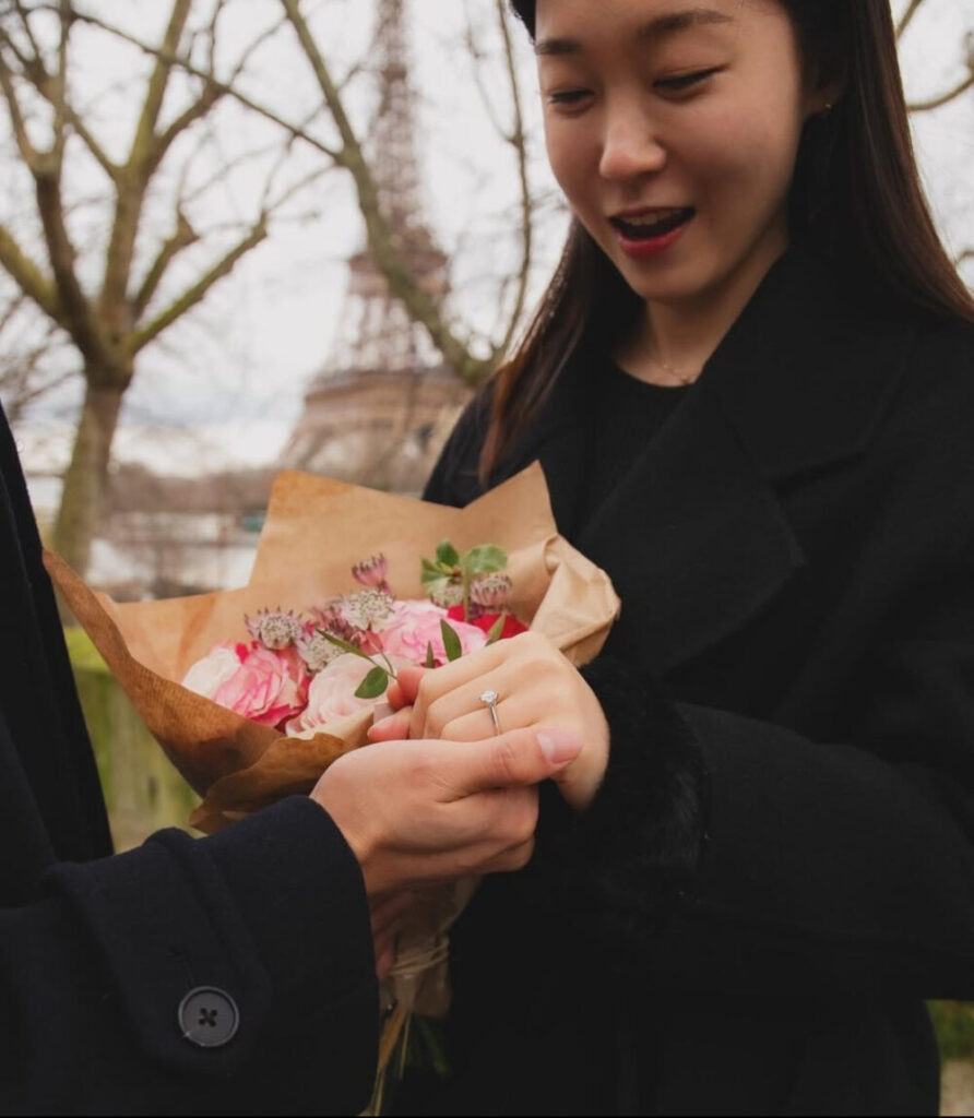 2PM　オクテギョン 　彼女　指輪　結婚　ブランド　ティファニー　プロポーズ